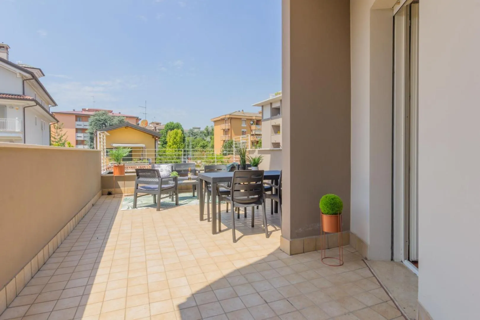 Crema, Terrazza, A Pochi Passi Dal Centro Citta Apartment  Crema